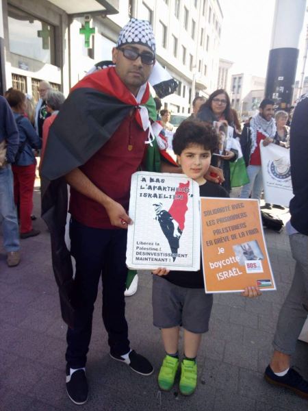 صور خاصة بصبا اف ام للوقفة التضامنية مع الشعب الفلسطيني بيوم الاسير لعدد من منظمات التضامن مع الشعب الفلسطيني في مدينة اكسل البلجيكيه